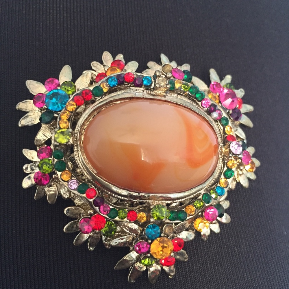 Two Statement Brooches - Picture 2 of 7